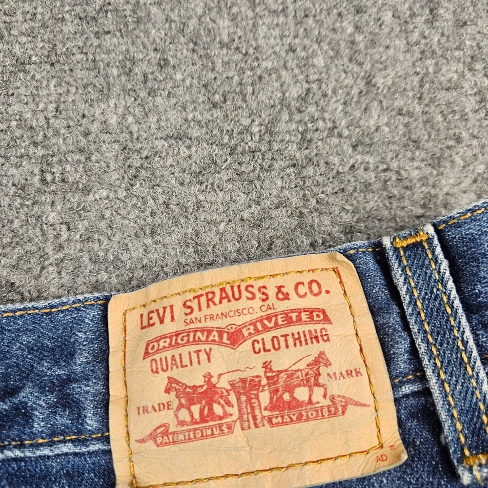 Levis 550 Relaxed Tapered Jeans Womens 14L Dark Wash Blue High Rise Cotton Denim